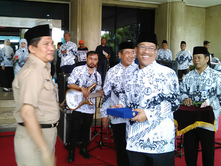 Pencarian PGRI Manggarai Timur - Persatuan Guru Republik Indonesia Cabang Manggarai Timur